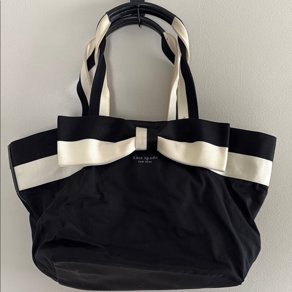 kate spade Handbags - Kate Spade Black and White Baby Bag with Bold Stripes